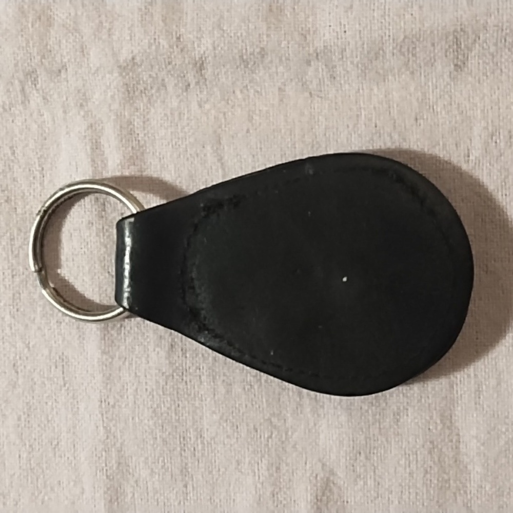 1970's Roadrunner Keychain with Black Leather Holder - Picture 2 of 4